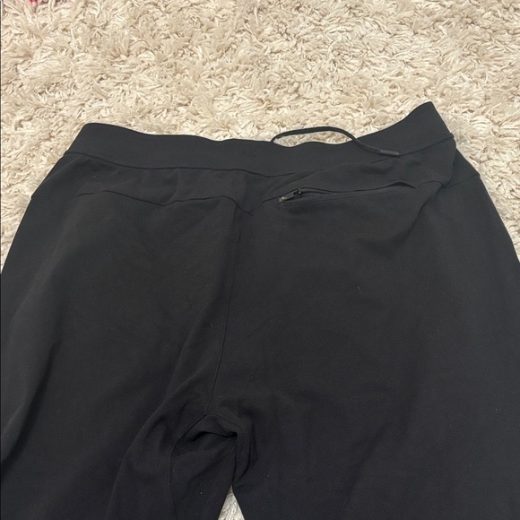 Classic Black men’s joggers - Picture 3 of 3